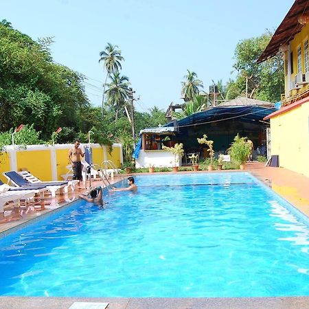 Sunflower Beach Resort Goa Exteriér fotografie